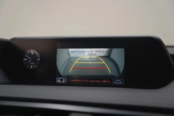 Lexus UX - Afbeelding 8 van 30