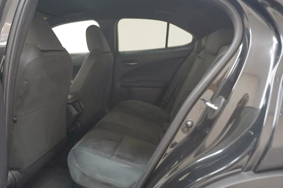Lexus UX - Afbeelding 11 van 30