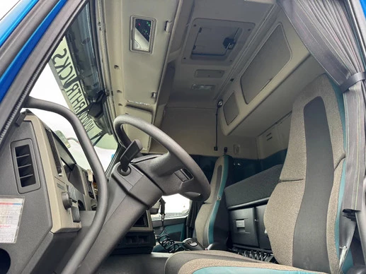 Volvo FM 370 - Afbeelding 7 van 13