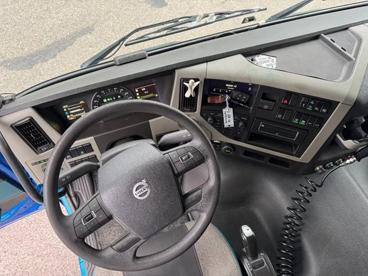 Volvo FM 370 - Afbeelding 9 van 13