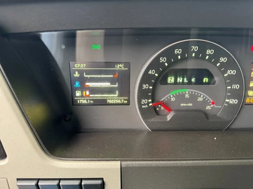 Volvo FM 370 - Afbeelding 10 van 13