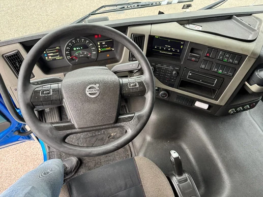 Volvo FM 370 - Afbeelding 9 van 15