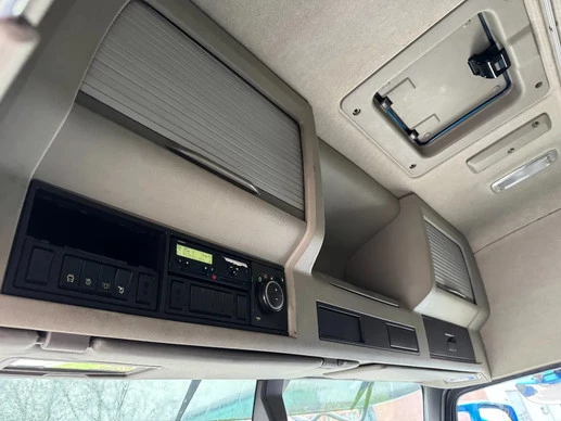 Volvo FM 370 - Afbeelding 13 van 15