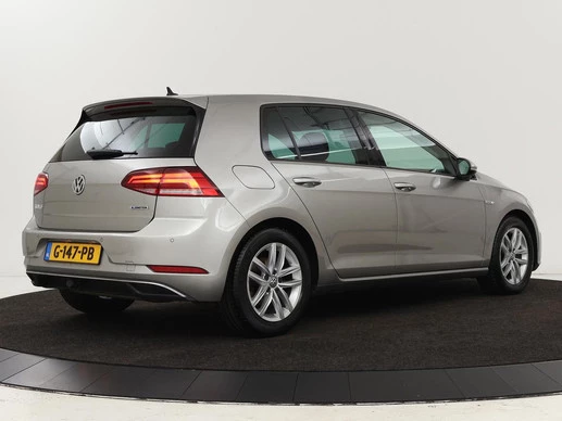 Volkswagen Golf - Afbeelding 28 van 30
