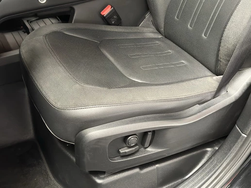 Land Rover Defender - Afbeelding 15 van 30