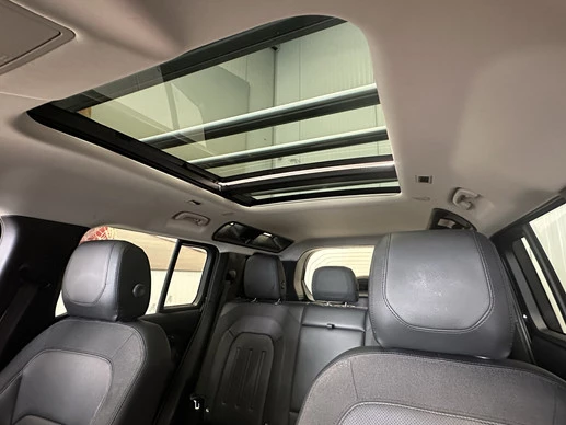 Land Rover Defender - Afbeelding 19 van 30