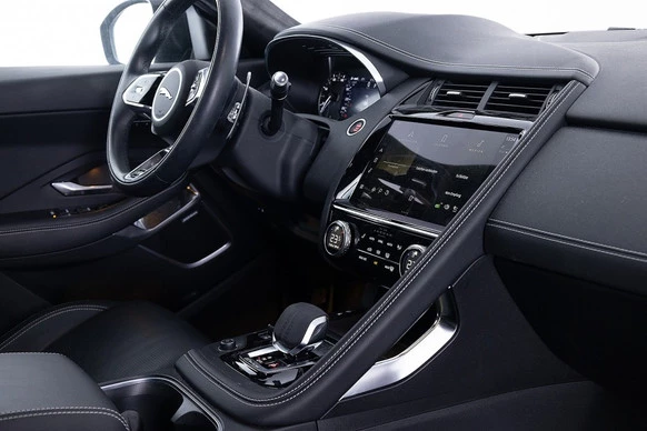 Jaguar E-PACE - Afbeelding 3 van 22