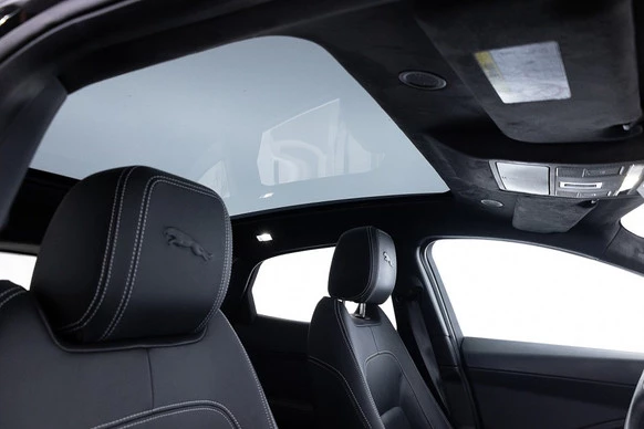 Jaguar E-PACE - Afbeelding 6 van 22