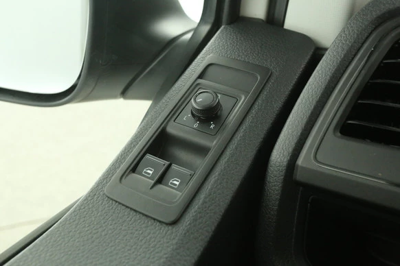 Volkswagen Transporter - Afbeelding 16 van 22