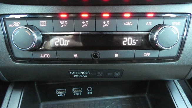 SEAT Ibiza - Afbeelding 22 van 28