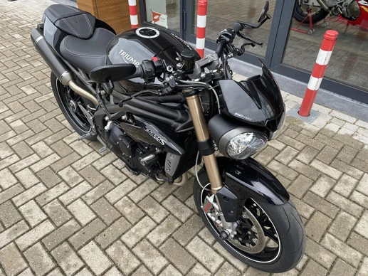 Triumph Speed Triple - Afbeelding 17 van 20