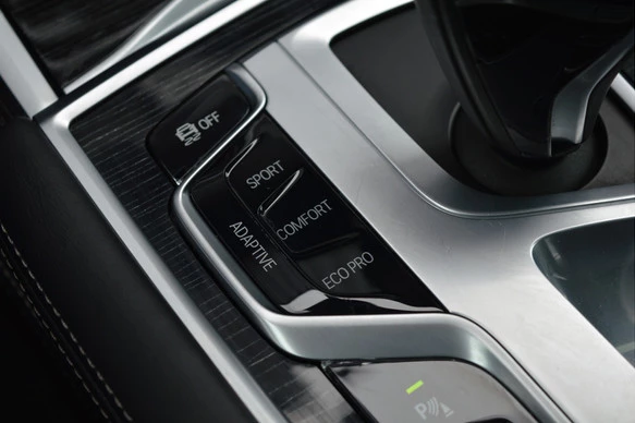 BMW 7 Serie - Afbeelding 25 van 30