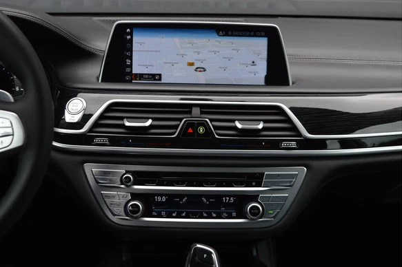 BMW 7 Serie - Afbeelding 28 van 30