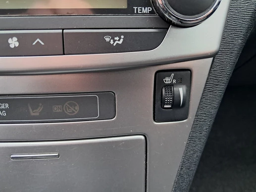 Toyota Avensis - Afbeelding 15 van 24