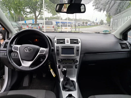 Toyota Avensis - Afbeelding 22 van 24