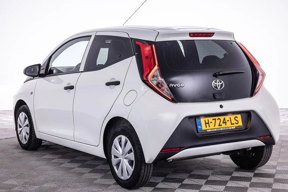 Toyota Aygo - Afbeelding 2 van 23