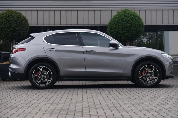 Alfa Romeo Stelvio - Afbeelding 14 van 30