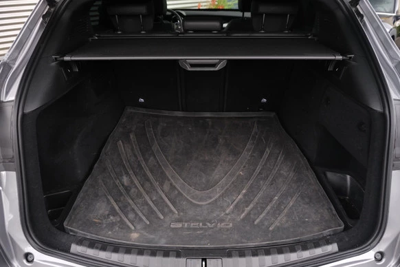Alfa Romeo Stelvio - Afbeelding 29 van 30