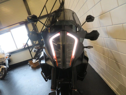 KTM 1290 - Afbeelding 9 van 16