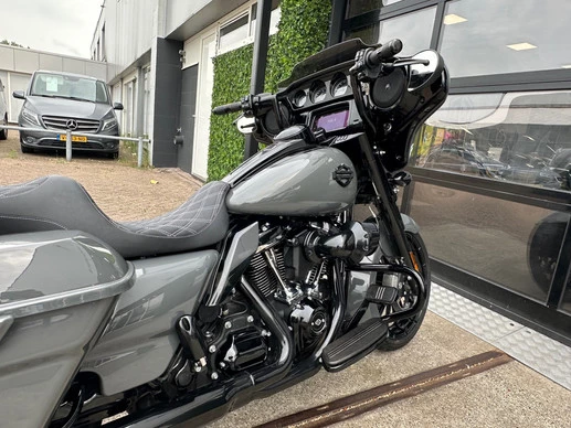 Harley-Davidson Street Glide - Afbeelding 12 van 30