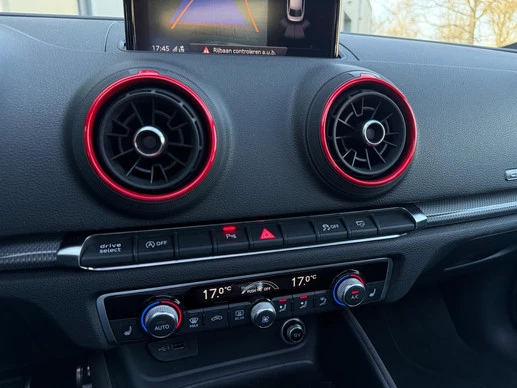 Audi RS3 - Afbeelding 17 van 18