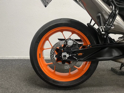 KTM 790 Duke - Afbeelding 8 van 22