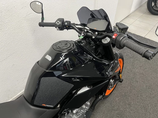 KTM 790 Duke - Afbeelding 9 van 22