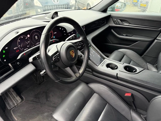Porsche Taycan - Afbeelding 7 van 19