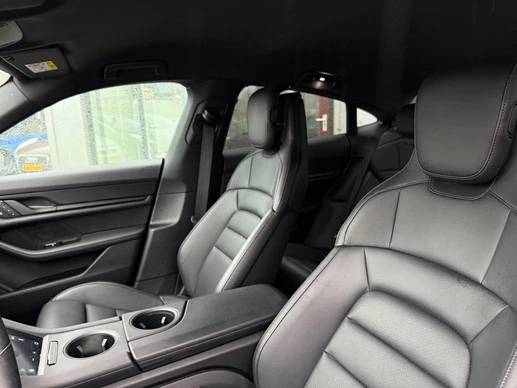 Porsche Taycan - Afbeelding 8 van 19