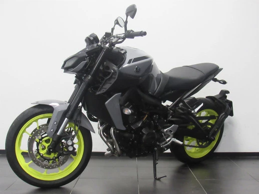 Yamaha MT 09 - Afbeelding 3 van 7