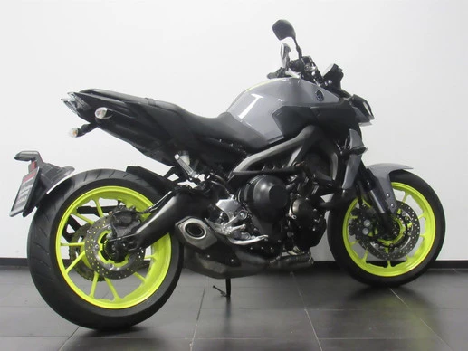 Yamaha MT 09 - Afbeelding 6 van 7