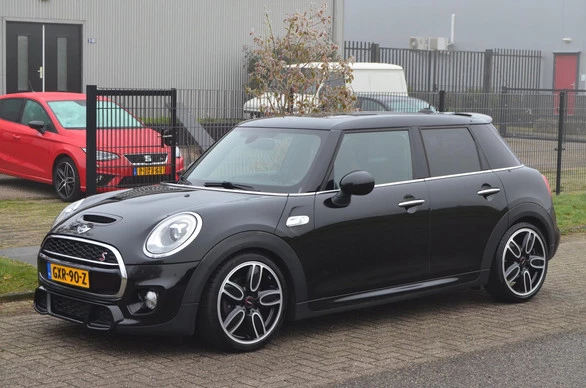 MINI Cooper S - Afbeelding 2 van 30
