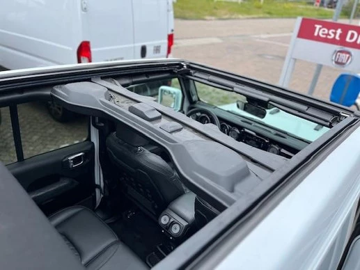 Jeep Wrangler - Afbeelding 11 van 19