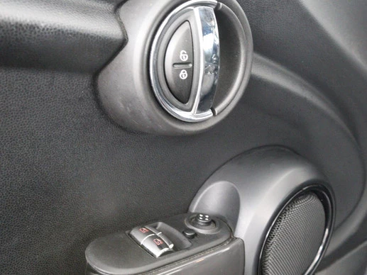 MINI Cooper - Afbeelding 11 van 21