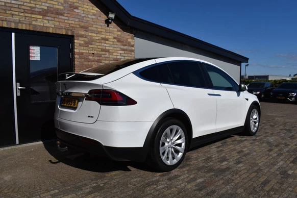 Tesla Model X - Afbeelding 3 van 30