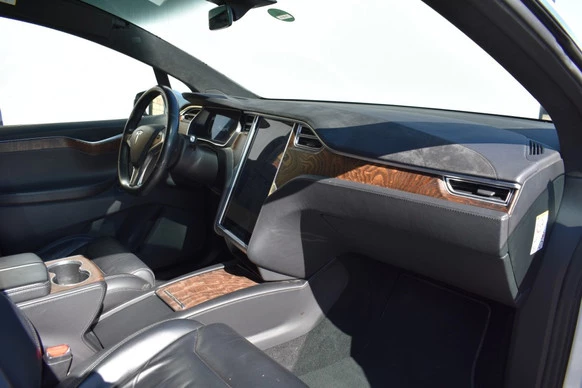 Tesla Model X - Afbeelding 11 van 30