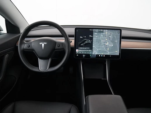 Tesla Model 3 - Afbeelding 6 van 30