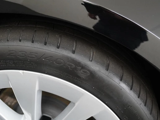 Tesla Model 3 - Afbeelding 24 van 30