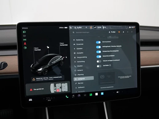 Tesla Model 3 - Afbeelding 27 van 30