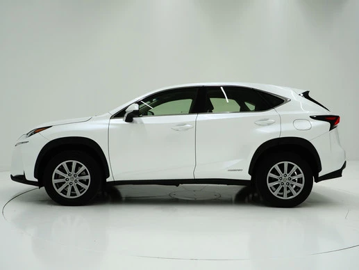 Lexus NX - Afbeelding 2 van 30