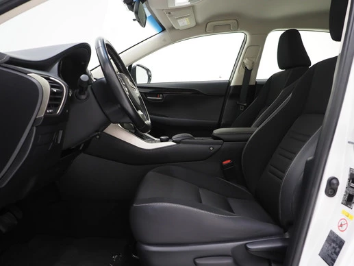 Lexus NX - Afbeelding 16 van 30