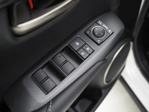 Lexus NX - Afbeelding 18 van 30