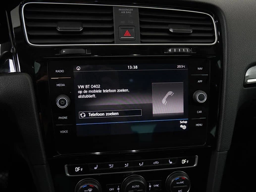 Volkswagen Golf - Afbeelding 17 van 30