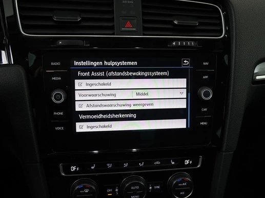 Volkswagen Golf - Afbeelding 20 van 30