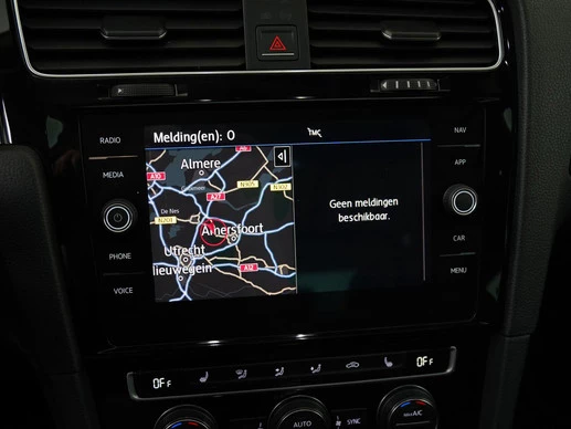 Volkswagen Golf - Afbeelding 21 van 30