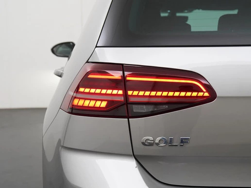Volkswagen Golf - Afbeelding 23 van 30