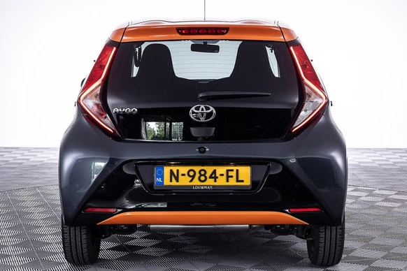 Toyota Aygo - Afbeelding 18 van 24