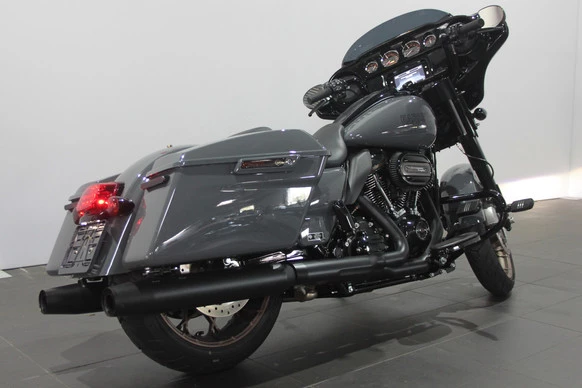 Harley-Davidson Street Glide - Afbeelding 13 van 23
