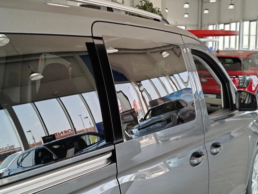 Ford Tourneo Connect - Afbeelding 17 van 20