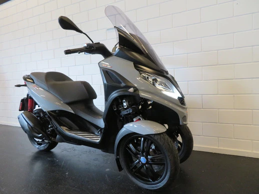 Piaggio MP3 - Afbeelding 8 van 14